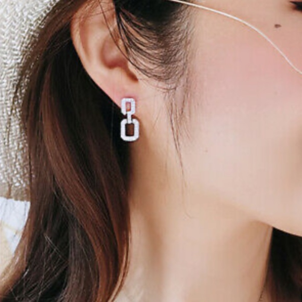 NEW 925 Sterling Silver Beautiful Earrings - Picture 4 of 4